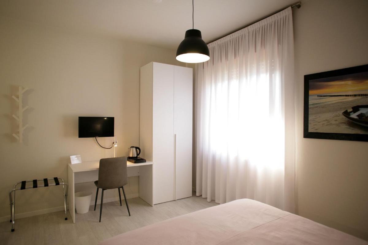 Melograno Rooms B&B Brogliano Exterior photo